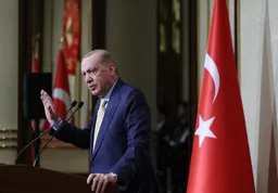 تۈركىيە ئىران ئۇرۇشى مەزگىلىدىمۇ سوغۇققانلىق ۋە ئاقىلانىلىكنىڭ ساداسى بولۇشنى داۋاملاشتۇرماقتا
