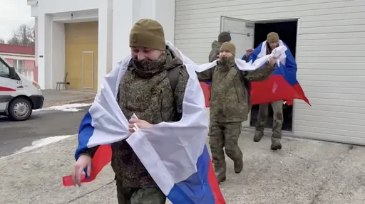 Rusia shkëmben 200 ushtarë të burgosur me Ukrainën