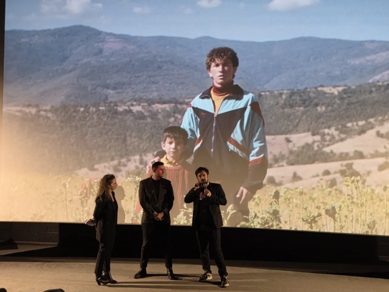 Министерство за култура и туризам: Премиерата на филмот „Диџеј Ахмет“ во Брисел ја одушеви публиката