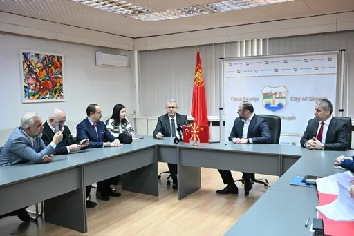 Ura e Gurit në Shkup do të ndriçohet në bashkëpunim midis Maqedonisë së Veriut dhe Türkiyes