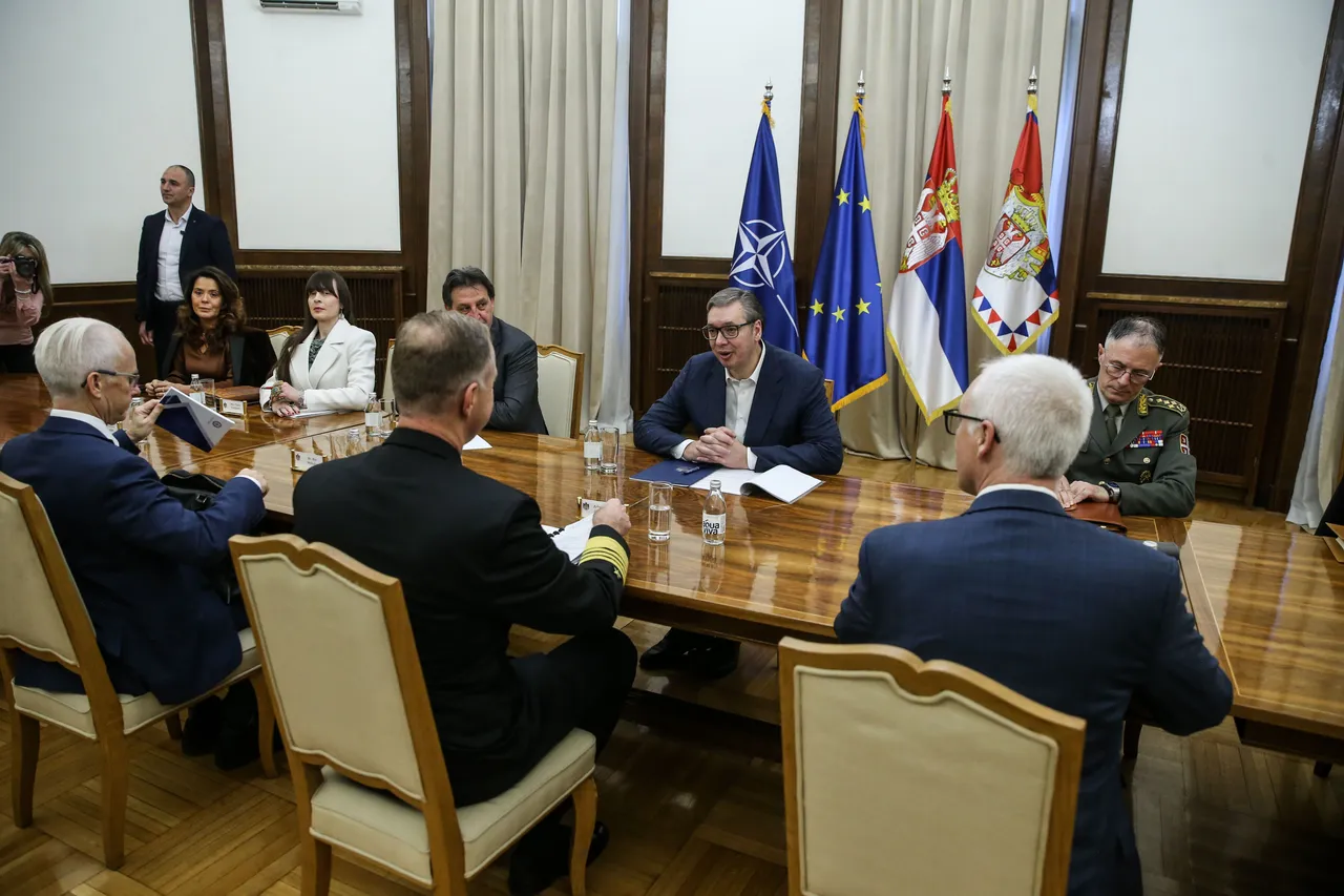 Vuçiq takon admiralin e NATO-s Wikoff, flasin për bashkëpunim duke ruajtur neutralitetin ushtarak