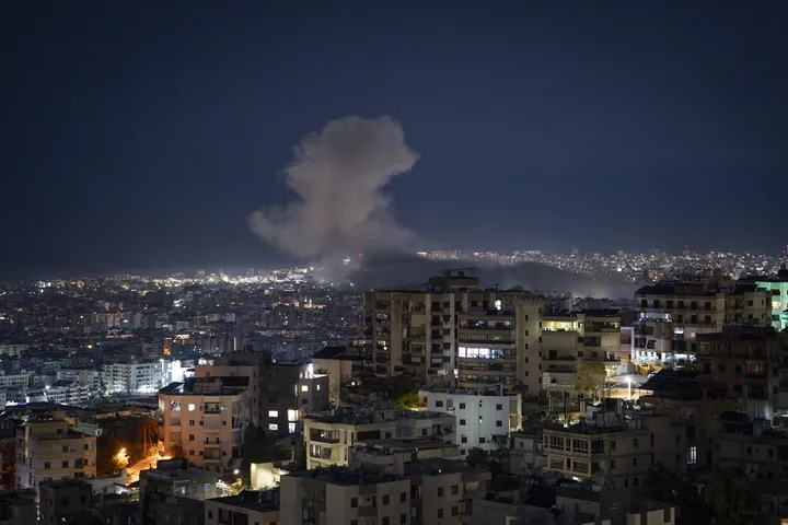 Israa’iil oo ku hanjabtay inay u burburin doonto caasimadda Lubnaan sida Khan Younis, Qaza