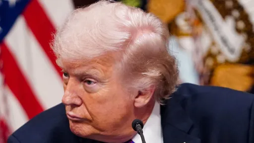 Трамп требует от Ирана капитуляции