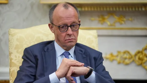 Мерц боится: на Европу хлынет волна беженцев