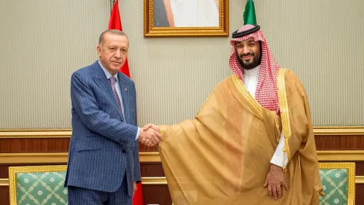 الرئيس التركي يبحث مع ولي العهد السعودي تطورات الصراع في الشرق الأوسط