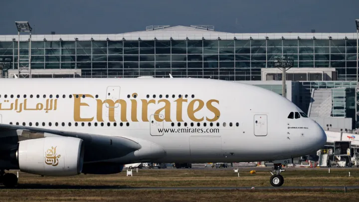 Война в Иране обрушила мировой туризм