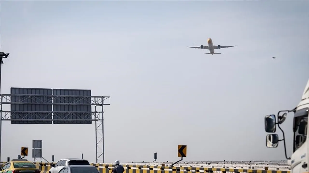 Emirates rifillon fluturimet në Aeroportin Ndërkombëtar të Dubait pas një pezullimi të shkurtër