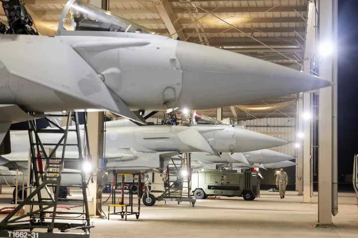 Raport: Mbretëria e Bashkuar mund të dërgojë dronë interceptorë në Lindjen e Mesme