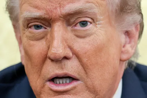Trump kündigt weitere „sehr harte“ Angriffe auf Iran an