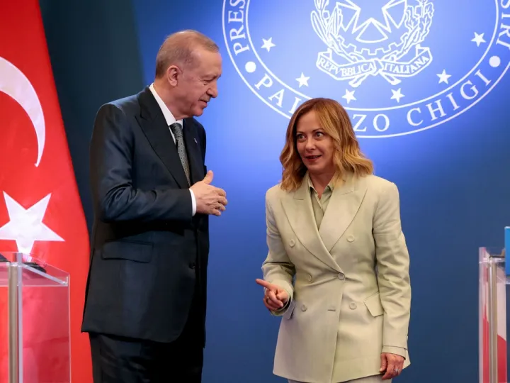 Ärdoğan häm Meloni töbäktäge kiyerenkeleklär turında söyläşte