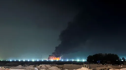 هجمات بطائرات مسيّرة تستهدف مواقع نفطية وقاعدة جوية في العراق