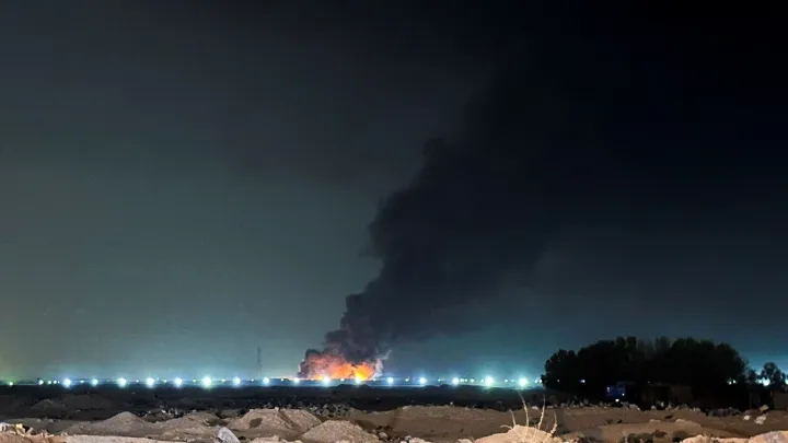 هجمات بطائرات مسيّرة تستهدف مواقع نفطية وقاعدة جوية في العراق