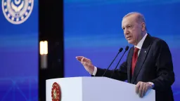 Президент Турции поздравил женщин с 8 Марта