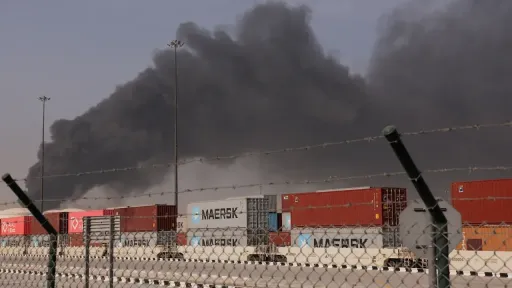 ایران موج تازه حملات موشکی و پهپادی به کشورهای خلیج آغاز کرد