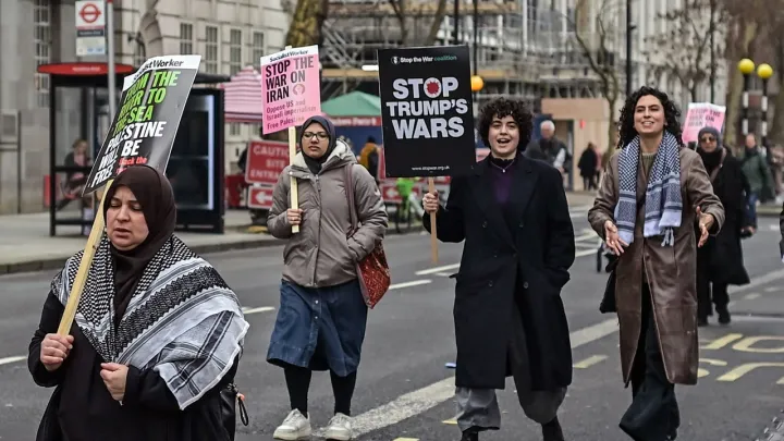 هزاران نفر در لندن خواستار توقف حملات آمریکا و اسرائیل به ایران شدند