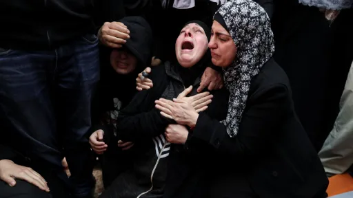 Израилдик отурукташуучулар басып алынган Батыш Шериада үч палестиналыкты набыт кылышты