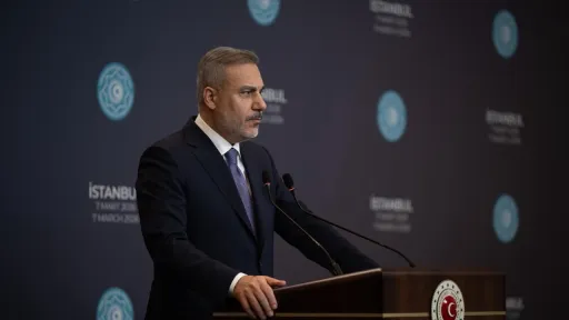 فیدان: ترکیه به تماسهای دیپلماتیک برای پایان دادن به جنگ ادامه میدهد