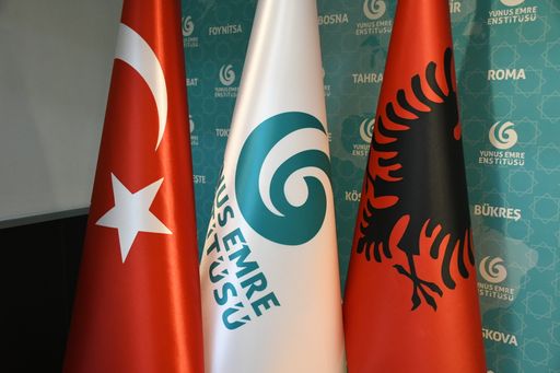 Shqipëri  Instituti  Yunus Emre  organizon iftar me kursantët e turqishtes