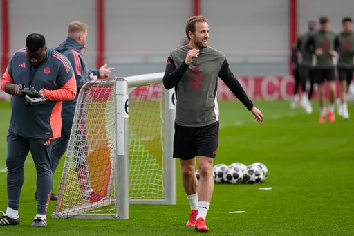 Kane s'entraîne avec le Bayern avant le match de Ligue des champions contre le Real Madrid