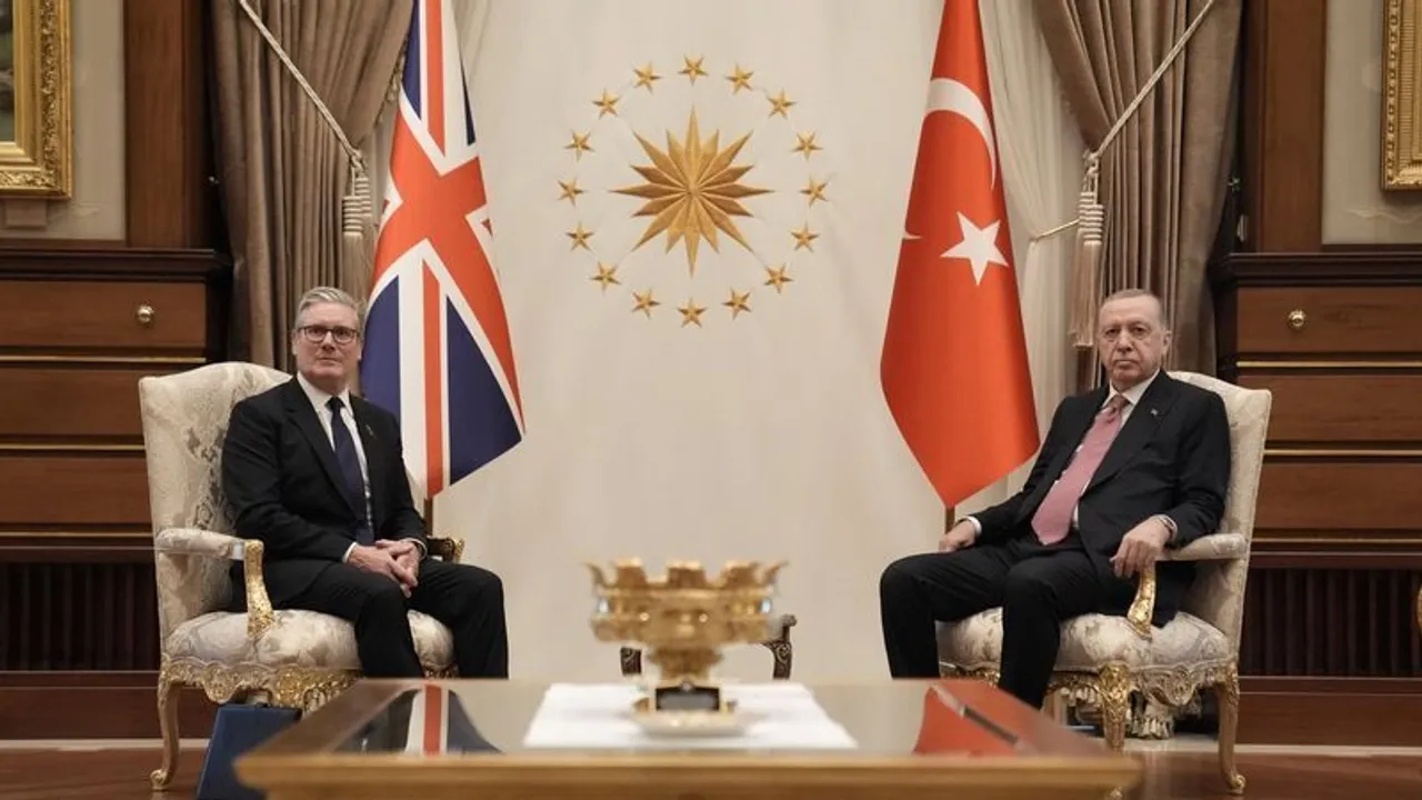 Նախագահ Էրդողանը հեռախոսազրույց է ունեցել Վարչապետ Սթարմերի հետ՝ քննարկելով վերջին զարգացումները