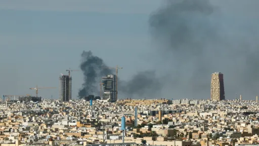 EUA ordenam os funcionários da embaixada a abandonarem a Arábia Saudita