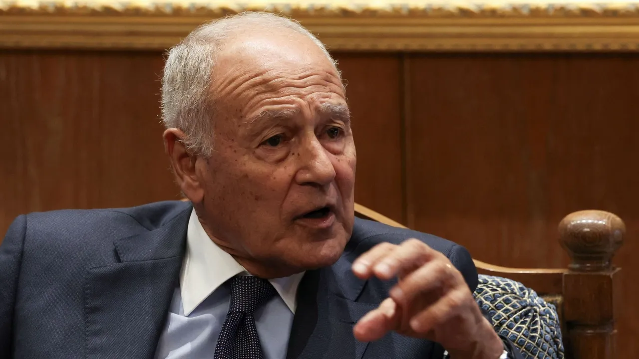 Chefe da Liga Árabe diz que os ataques do Irão a Estados-membros são 'imprudentes'