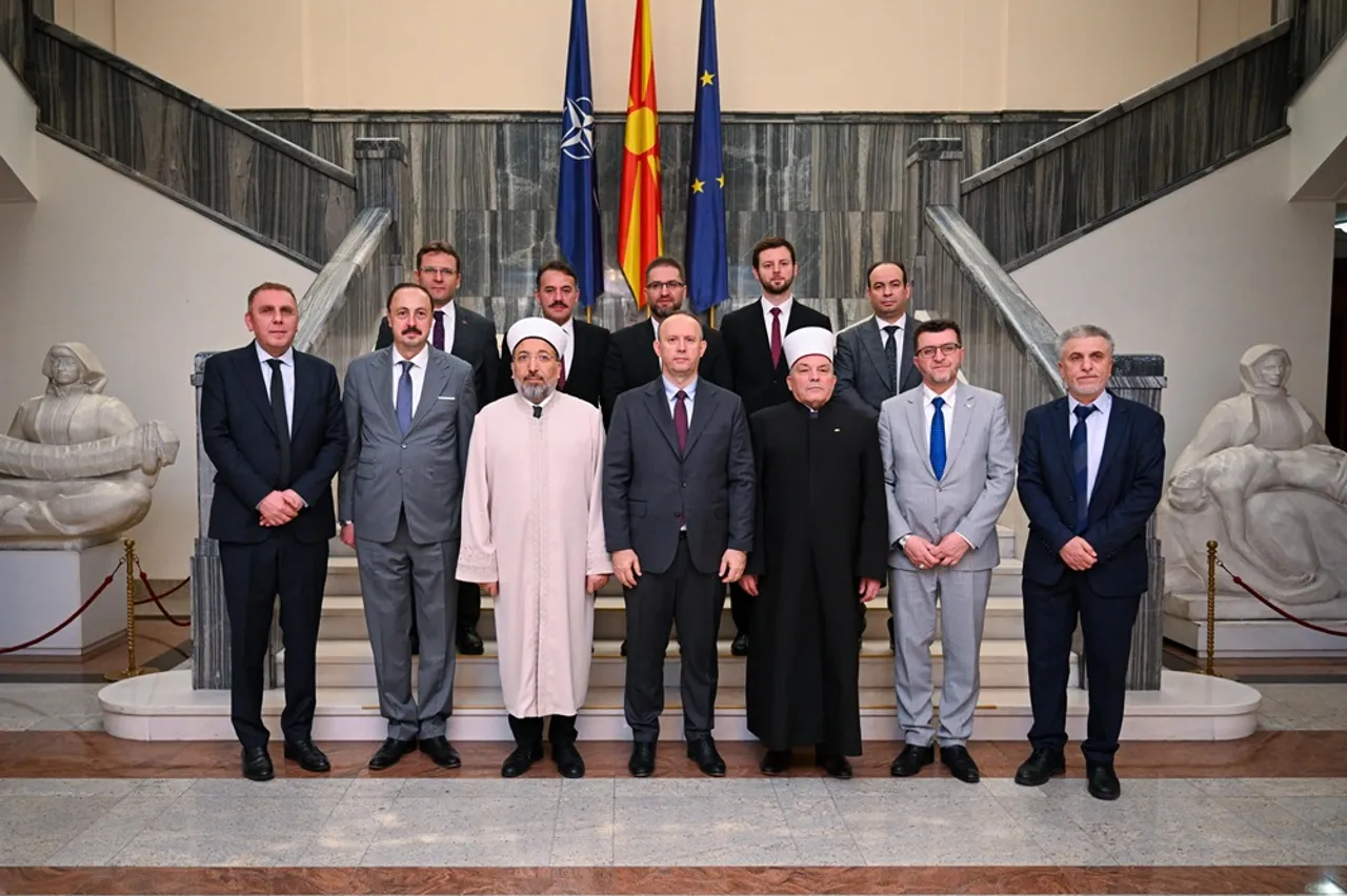 Kryeparlamentari i Maqedonisë së Veriut Gashi takohet me kreun e Dijanetit të Türkiyes