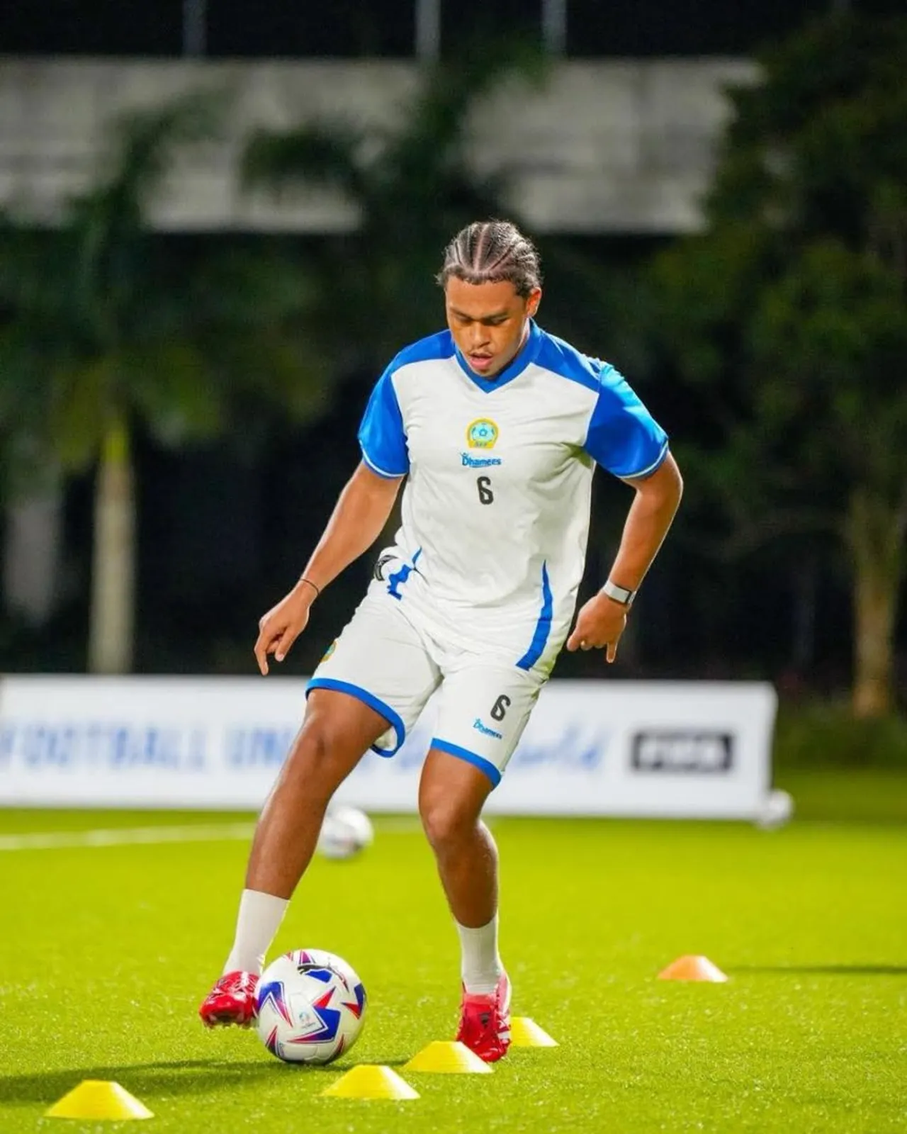 Xulka Qaranka Kubadda Cagta Soomaaliya ayaa rigooreyaal 4–2 ah kaga adkaaday xulka Mauritius