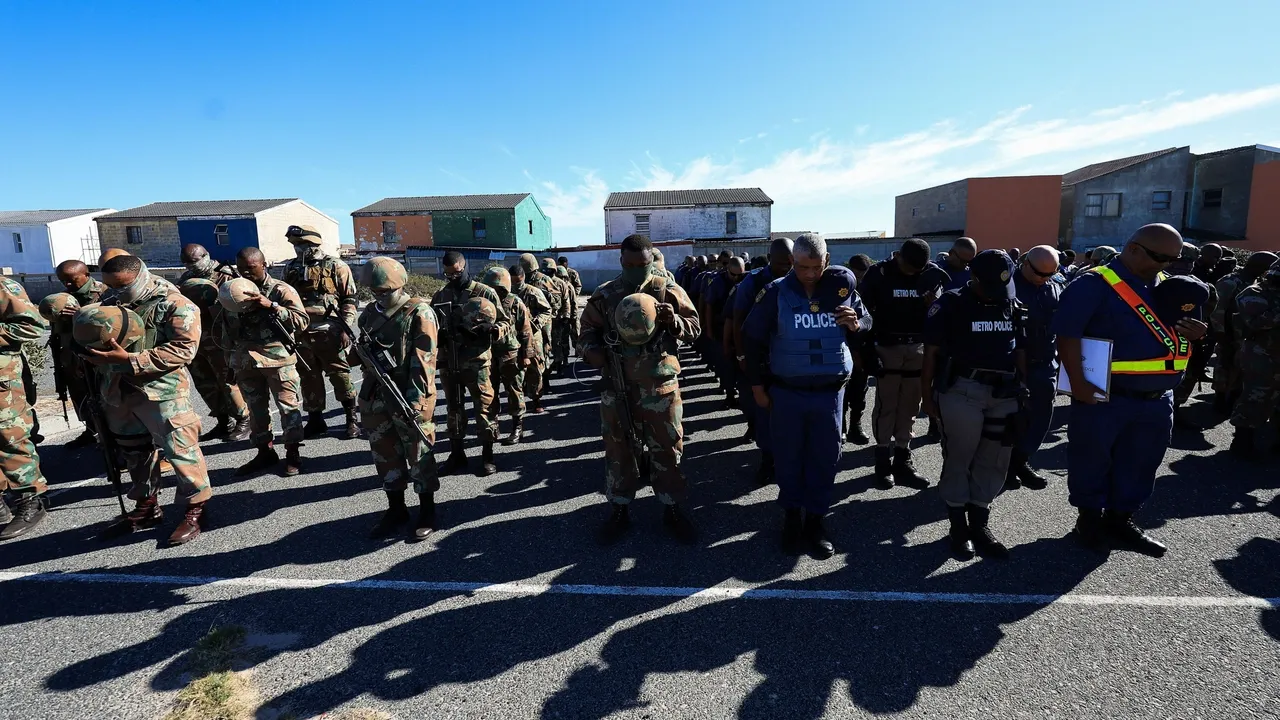 South Africa deploys military to contain insecurity in Cape Town