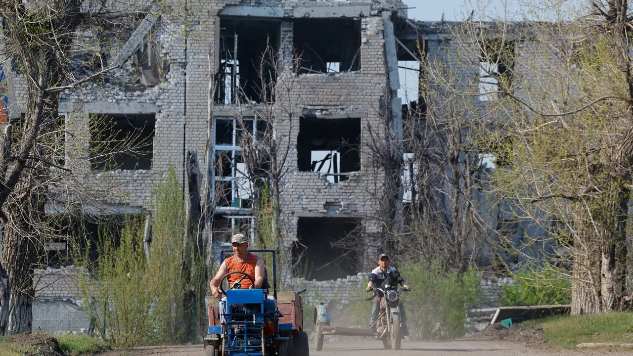 Ресей Луганск облысын толық бақылауға алғанын мәлімдеді