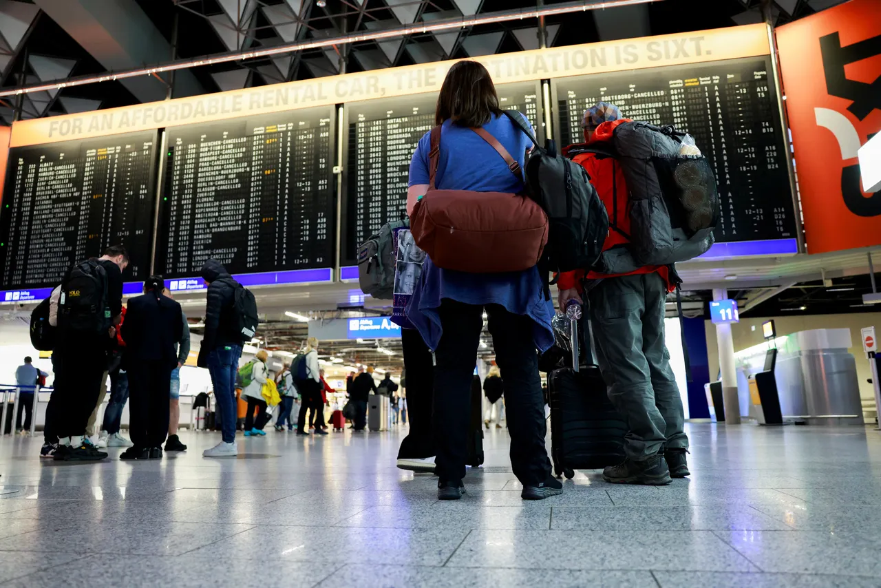 Flugbegleiter legen Lufthansa lahm