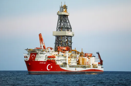 آغاز ماموریت تاریخی کشتی حفاری «چاغری‌‌بی» ترکیه در سواحل سومالی