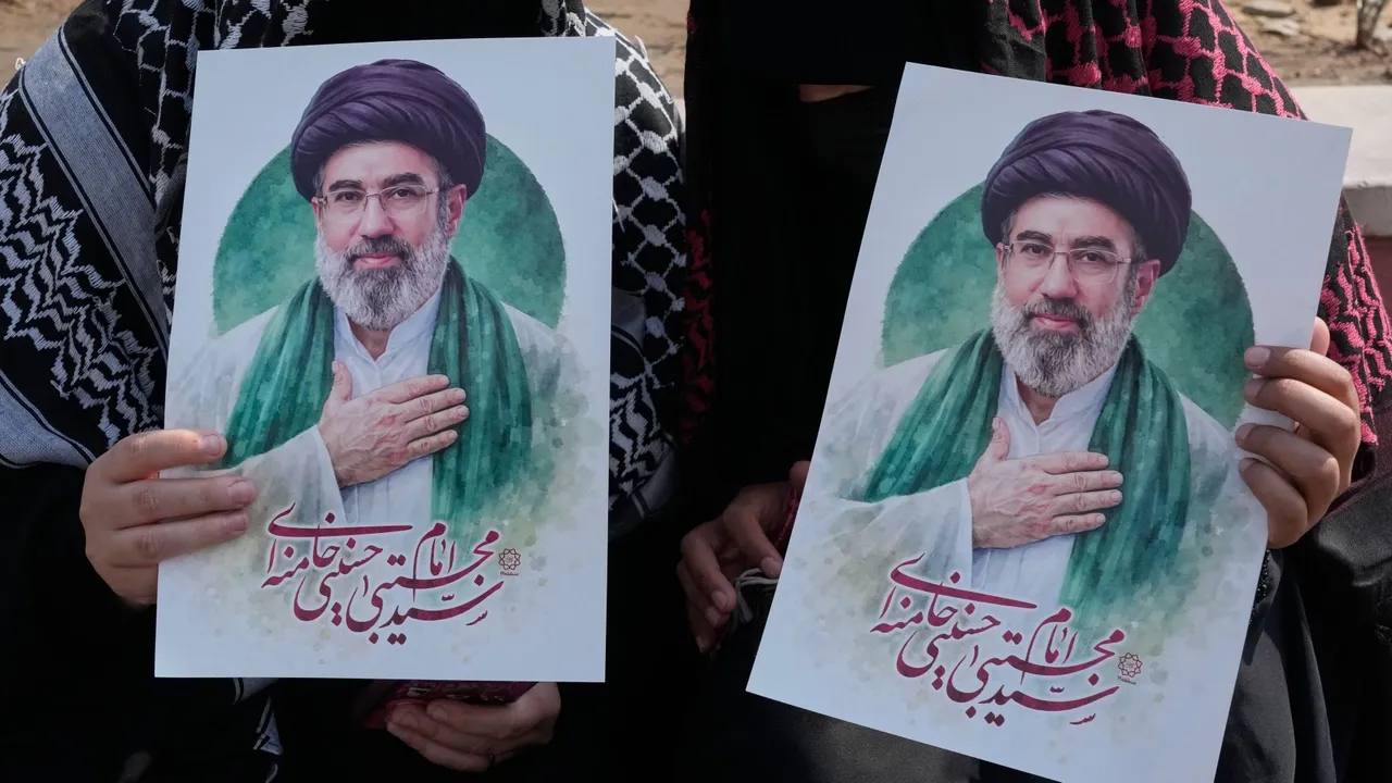 Хаменеи пообещал «новый этап» на Ормузе