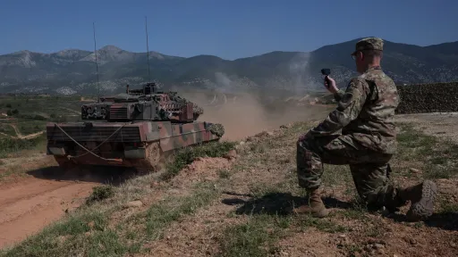 AQŞ İran belän suğışırğa yärdäm itmägän qayber NATO illärendäge ğaskärlären çığaraçaq