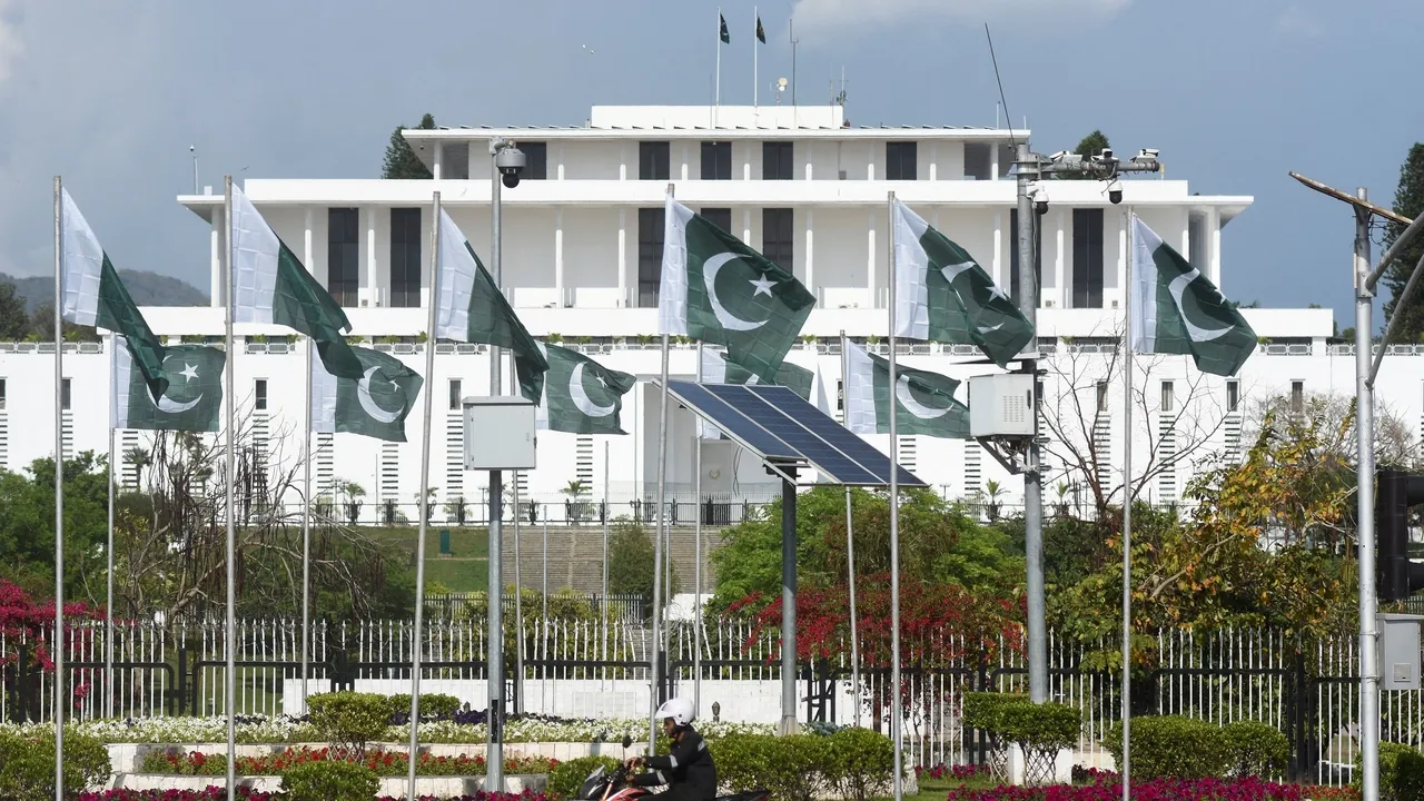 Le Pakistan se prépare à accueillir Iraniens et Américains pour des pourparlers