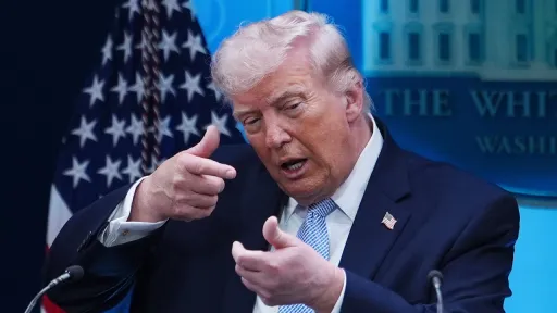 Трамп велел Нетаньяху угомониться