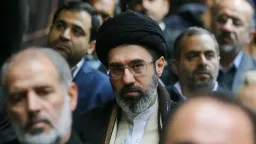 رهبر ایران: حتما مدیریت تنگه هرمز را به مرحله جدیدی وارد خواهیم نمود