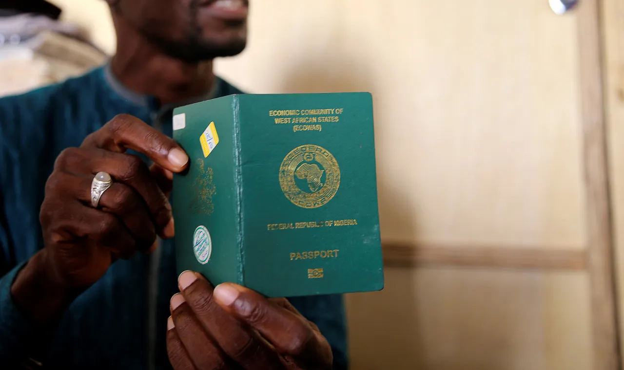 Nigerians who give up their citizenship to lose passports: minister