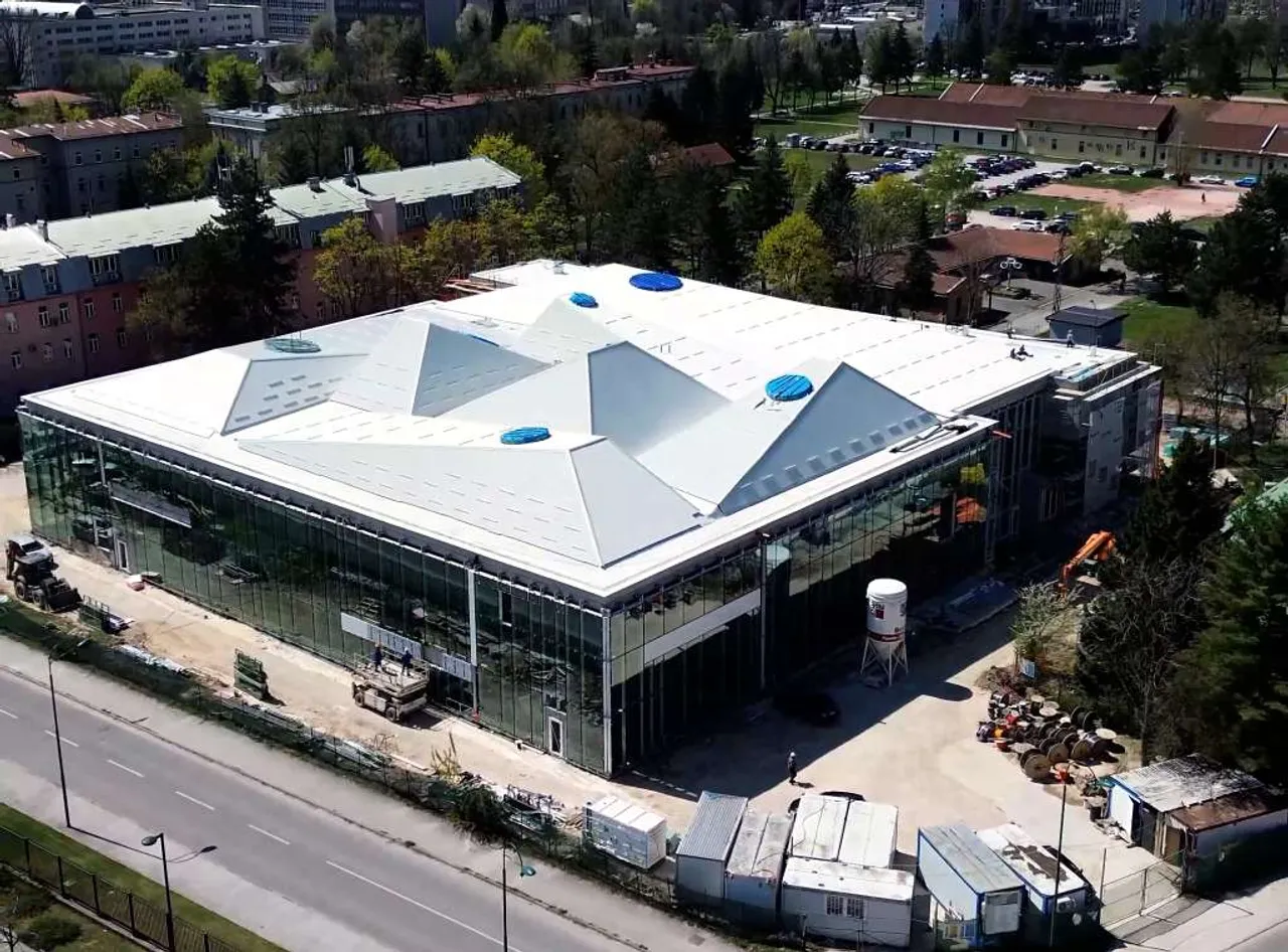 Izgradnja biblioteke UNSA ulazi u završnu fazu unutrašnjeg uređenja, investicija u znanje