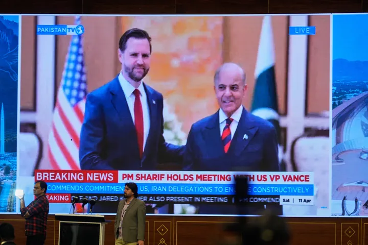 Pakistanski premijer održao odvojene razgovore s američkim potpredsjednikom i iranskom delegacijom