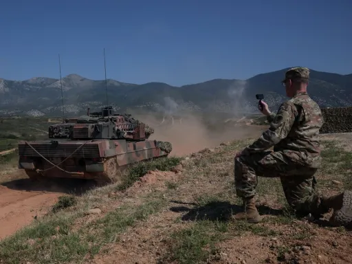 EUA ponderam retirar tropas de alguns países da NATO devido à divisão sobre apoio à guerra no Irão