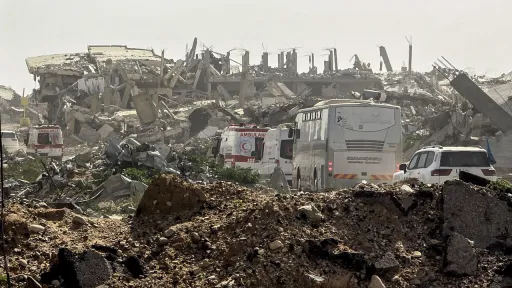 حملات هوایی اسرائیل به غزه ۷ کشته و ده‌ها زخمی بر جا گذاشت