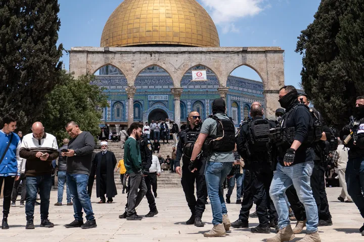 Israeli far-right minister Ben Gvir storms Al Aqsa Mosque under police protection