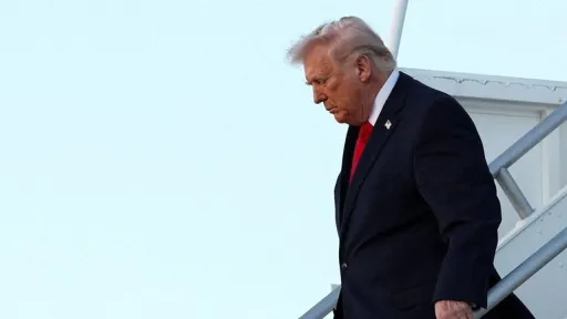 Trump orders US naval blockade of Strait of Hormuz