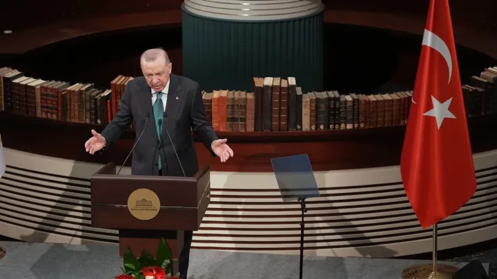 “The Daily Telegraph” fshin një lajm të fabrikuar për Presidentin Recep Tayyip Erdoğan