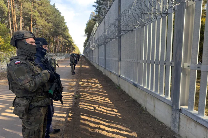 Rząd utrzymuje ograniczenia na granicy polsko-białoruskiej