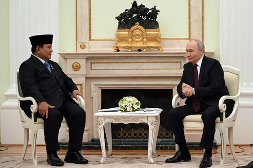 5 jam dialog empat mata Prabowo-Putin, Indonesia siap impor minyak Rusia di tengah krisis Hormuz