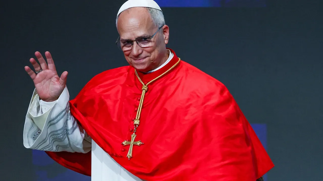 Папа римский ответил на критику Трампа