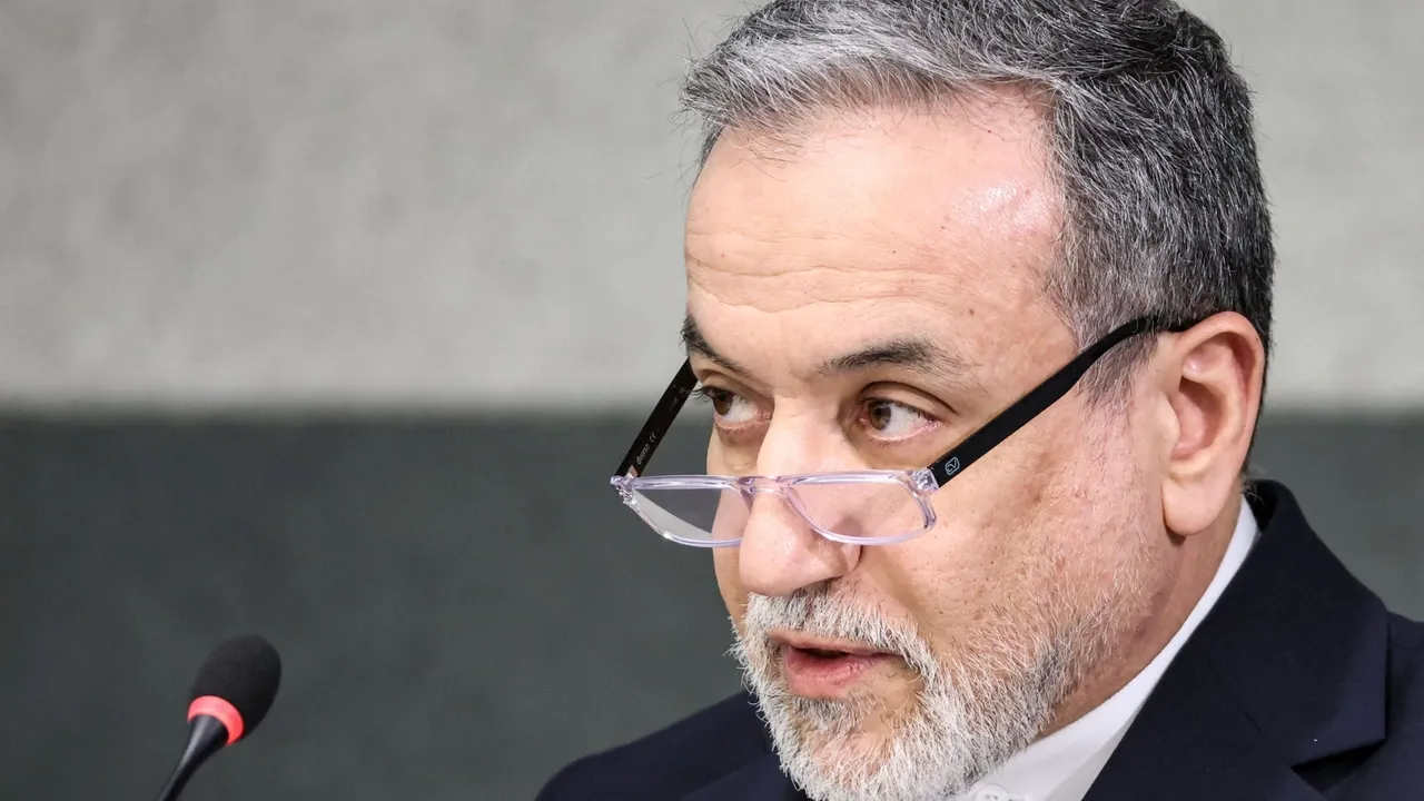 Irão e EUA estavam 'muito próximos' de um acordo quando as negociações em Islamabad colapsaram