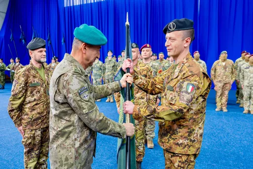 KFOR-i zhvillon ceremoninë e transferimit të autoritetit të Batalionit ISR në Prishtinë